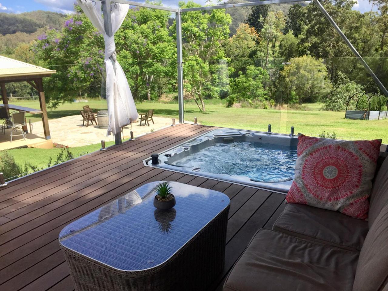 Hotel Tuckers Retreat à Canungra Extérieur photo